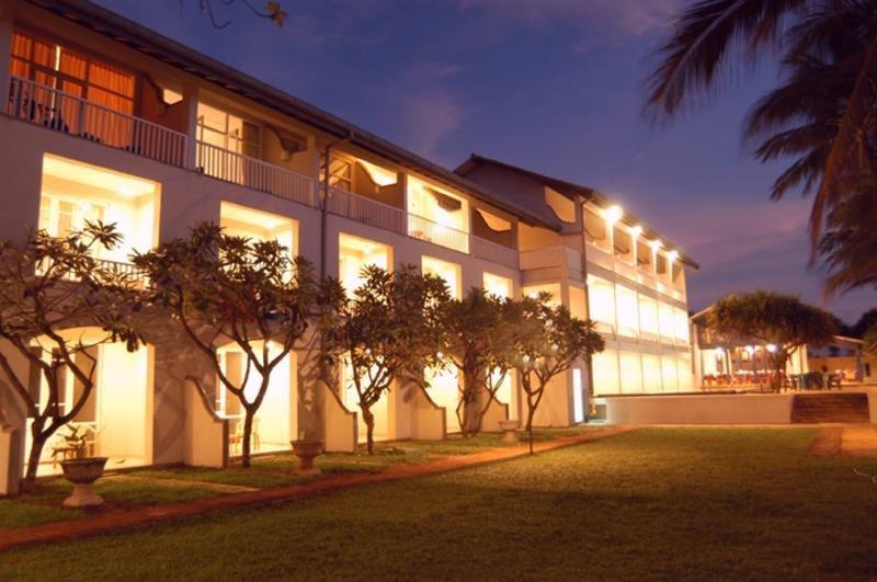 Hotel Sunset Beach Negombo Zewnętrze zdjęcie